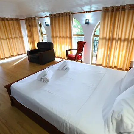 Alizee Ξενοδοχείο *