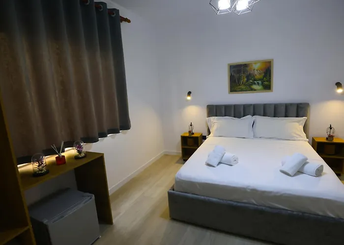 酒店 Alizee 地拉那