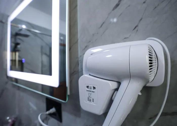 酒店 Alizee 地拉那