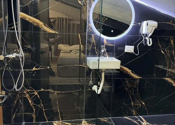 מלון Alizee טיראנה